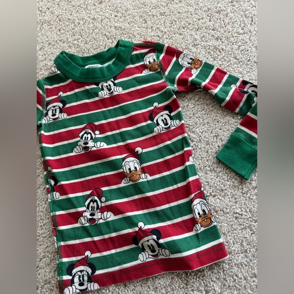 Hanna Andersson Disney Mickey and Friends Long John Christmas Holiday Pajamas - Picture 3 of 7